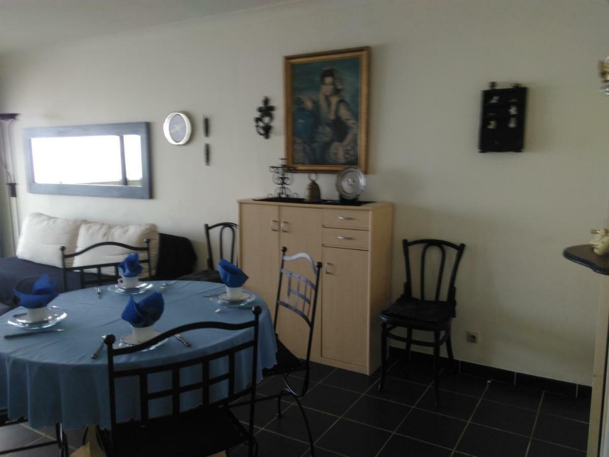 Residentie Aldis met zeezicht Appartement Oostende Buitenkant foto