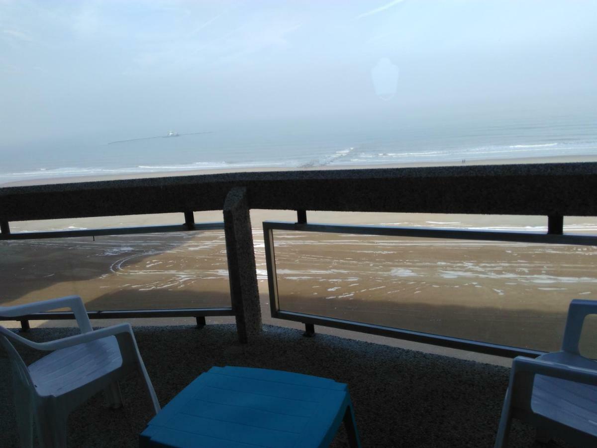 Residentie Aldis met zeezicht Appartement Oostende Buitenkant foto
